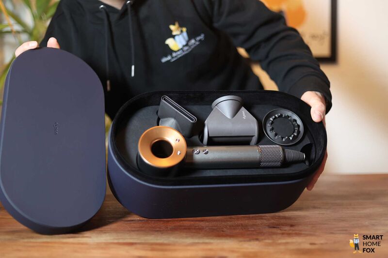 Различные насадки Dyson Supersonic.